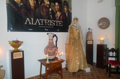 TITO, protagonista en el “Mercado Barroco” de Olivares con las piezas de Alatriste, Águila Roja, Carmen y Los fantasmas de Goya