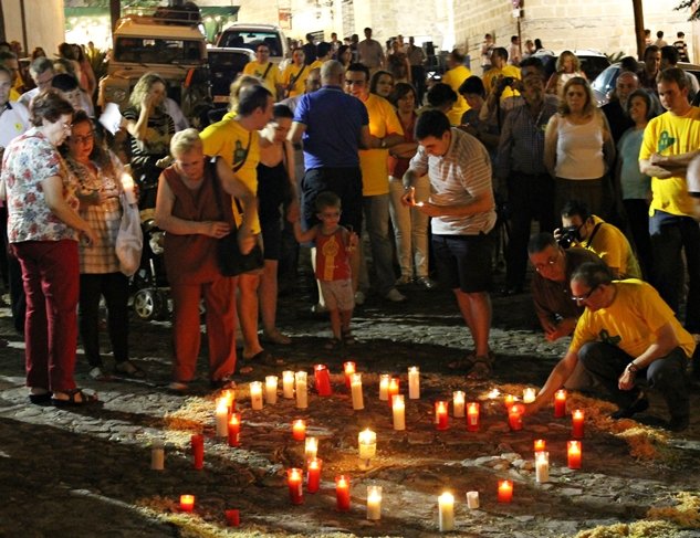 Noticia Ideal de Úbeda:Multiplicadas lágrimas de San Lorenzo en una noche reivindicativa