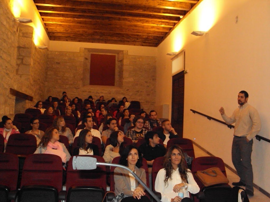 Charla: 