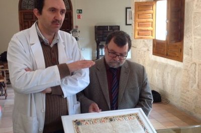 Cultura expone en el Archivo Histórico un pergamino del siglo XVI con la imagen más antigua del Santo Rostro en Jaén