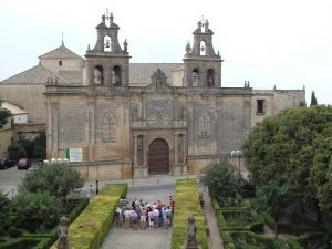 Noticia IDEAL:El Obispado publica los horarios para la visita cultural de sus BIC