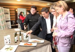Noticia Diario Jaén:Campaña en restaurantes para eliminar las aceiteras