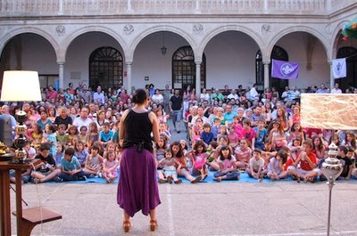 Noticia IDEAL:Úbeda se vuelca un año más con el Festival de Cuentos