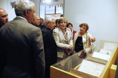 Noticia IDEAL:Inaugurada la exposición sobre San Juan de Ávila