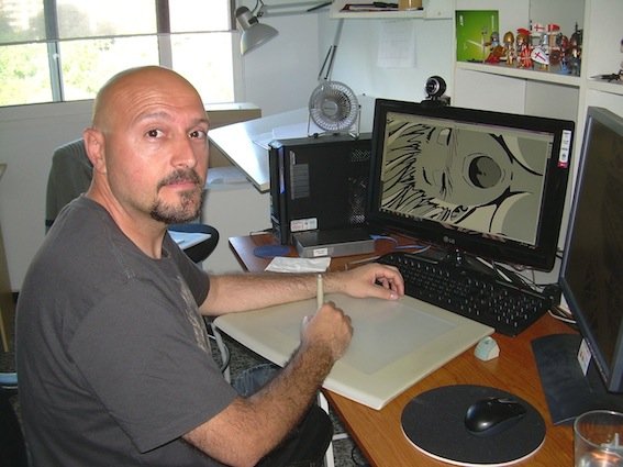 Noticia IDEAL:Jordi Bayarri y su serie de humor y erotismo 'Magia y Acero' estarán en el Festival de Cómic Europeo