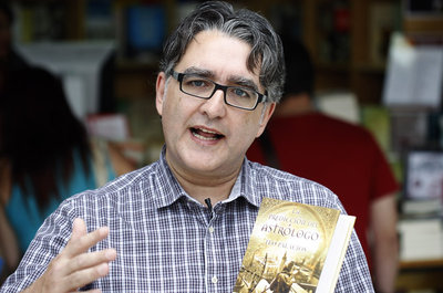 Noticia IDEAL:Teo Palacios se suma al cartel del Certamen de Novela Histórica de Úbeda