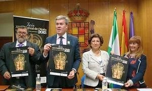 Noticia IDEAL:El Ayuntamiento presenta el XIV Festival de Otoño “como seña de identidad cultural de la ciudad”