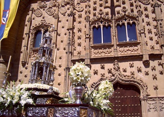 Noticia IDEAL:El Consejo de Gobierno declara Bien de Interés Cultural la Custodia procesional de la Catedral de Baeza