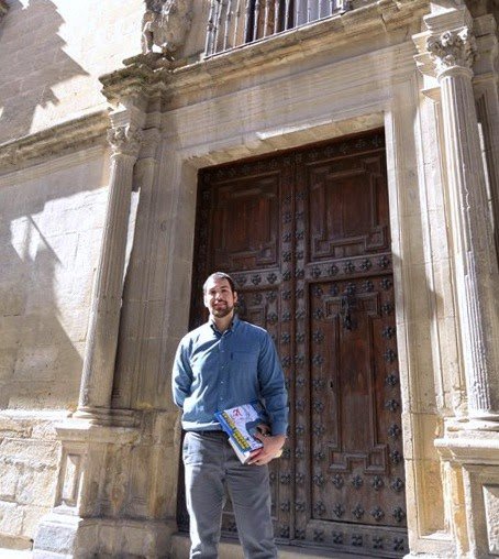 Noticia IDEAL:El Certamen Internacional de Novela Histórica 'Ciudad de Úbeda' viaja a Granada