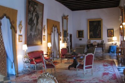 Cientos de visitantes durante el Puente de Andalucía en el Palacio Vela de los Cobos