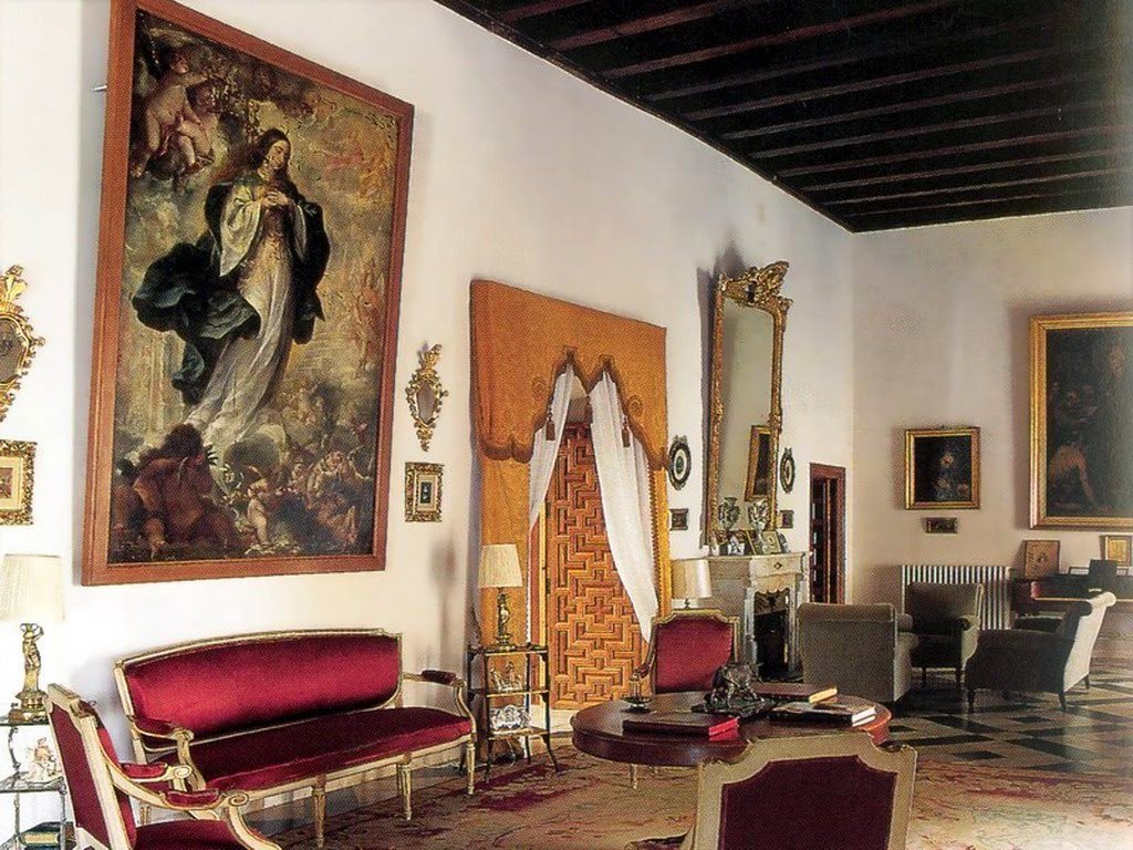 Visita al palacio Vela de los Cobos en pro del Certamen Internacional de Novela Histórica ‘Ciudad de Úbeda’