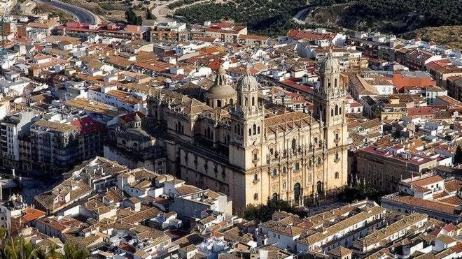 Noticia IDEAL:Casi 50.000 'escapadas' a Jaén