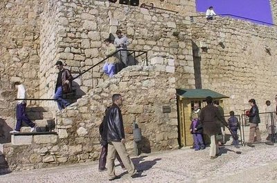 Noticia IDEAL:Las estancias no crecen al ritmo de las visitas de turistas a Jaén