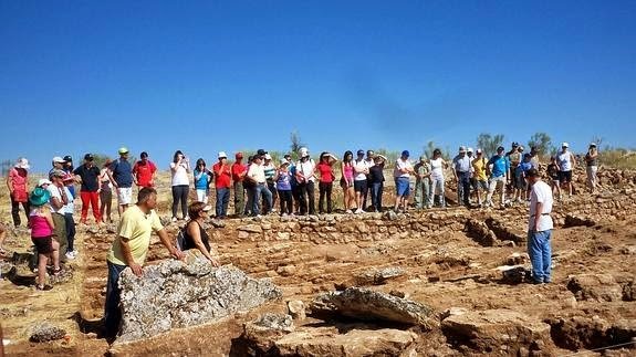 Noticia IDEAL:Los arqueólogos hallan una cisterna romana en el yacimiento de Giribaile, en Vilches