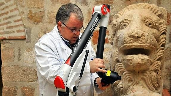 Noticia IDEAL:Estudian realizar una réplica del león de Cástulo para ser contemplada en el yacimiento