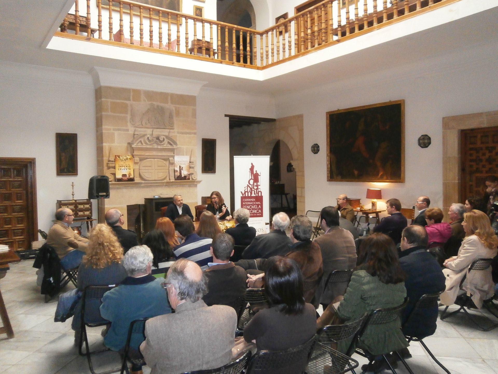 Úbeda ya sabe a literatura con el fin de semana de arranque del Certamen de Novela Histórica en el Palacio Vela de los Cobos