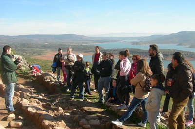 Visita guiada a Giribaile en Viaje al Tiempo de los Iberos en Navidad